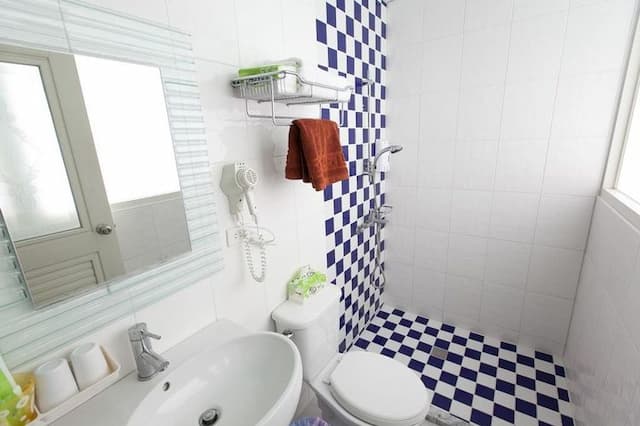 麗都小築｜歐式風格｜陽台x落地窗｜近海-親子四人房-7