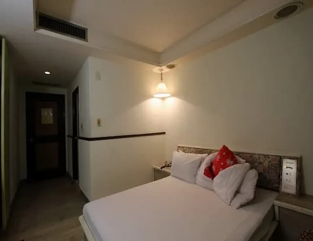 大華商旅｜近基隆廟口-甜蜜雙人房-7