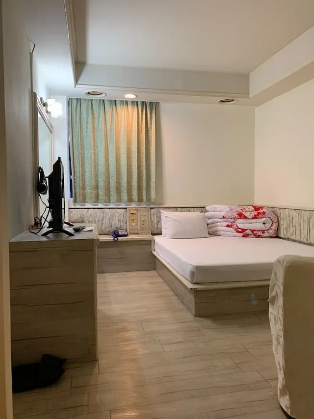大華商旅｜近基隆廟口-甜蜜雙人房-6