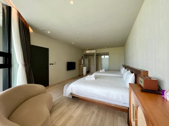 Ningxia Light-Sea View Quadruple Room-4