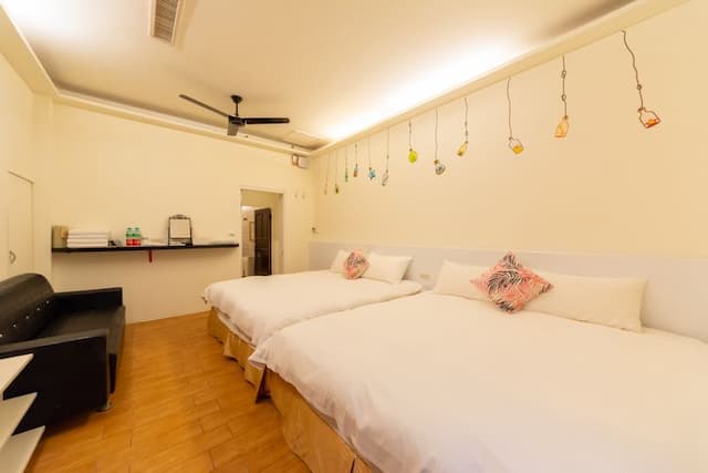 Lanhiwan Inn-Family Six People Room (Double Room)-1