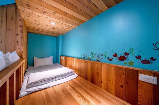 海底天空上下舖之 下舖