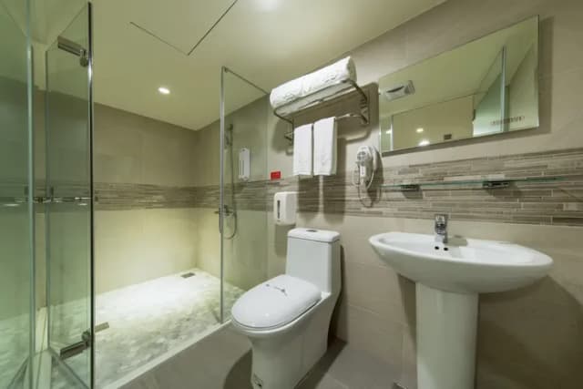 Xinshe Hotel｜Zhongli Branch-Standard Twin room without Window-6