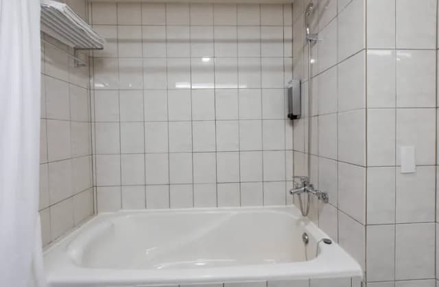 Xinshe Hotel｜Zhongli Branch-Quadruple room with City View-5