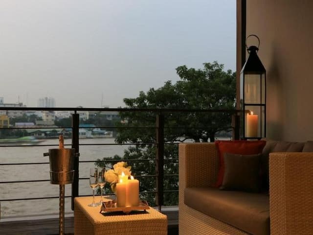 曼谷里瓦蘇里亞酒店 (Riva Surya Bangkok - SHA Extra Plus)-河景高級雙人或雙床間 - 帶陽台 (不附早餐) (Premium Riva Room -room only)-6