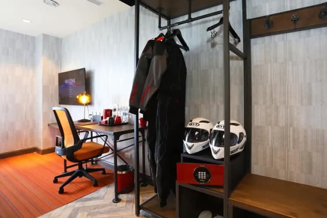 T11 T12麗寶賽車主題旅店-探索客房-6