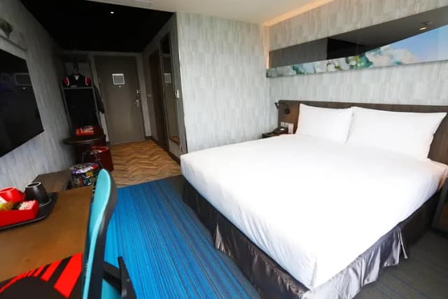 T11 T12麗寶賽車主題旅店-超能客房一床-2