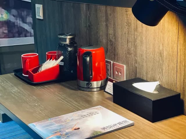 T11 T12麗寶賽車主題旅店-套房-8