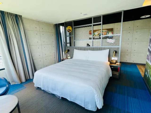 T11 T12麗寶賽車主題旅店-套房-1