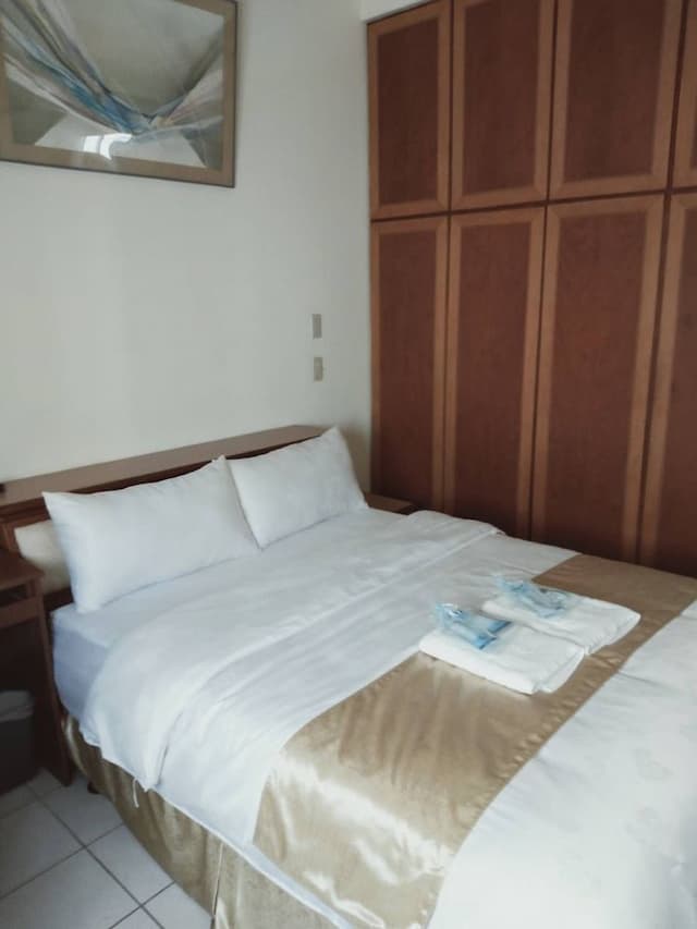 Frank B&B-Standard Quadruple Room-3