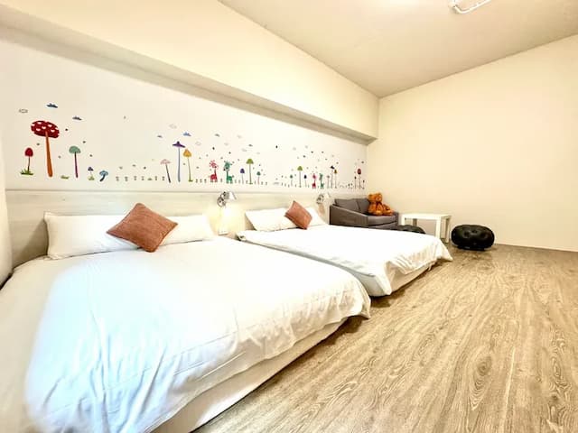 默默旅宿-平日優惠｜沐光家庭四人房-9