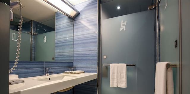 Dandy Hotel-Deluxe Double-2