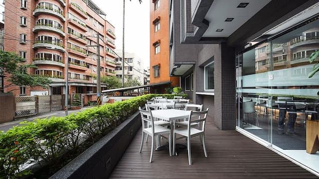 Dandy Hotel-Deluxe Double-6