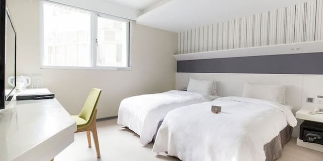 Dandy Hotel-Elite Twin-2