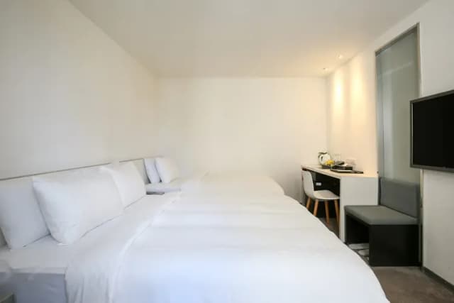 新驛旅店台北車站二館-三人客房-1