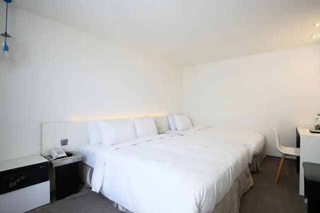 新驛旅店台北車站二館-三人客房-2