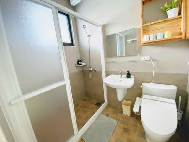 免治馬桶/ 儲熱式熱水器