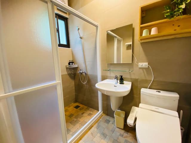 Tree House Cafe & Homestay-Little Tree Double Suite-8