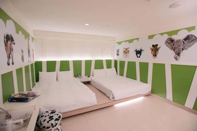 奇異果快捷旅店-中正店｜ 近柳川水岸步道、中華路夜市-親子四人房-2