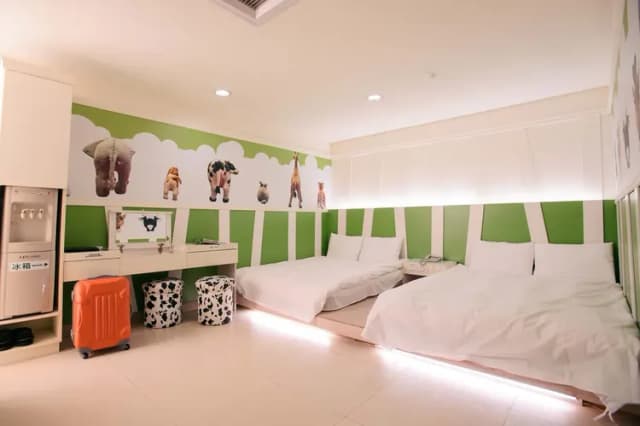 奇異果快捷旅店-中正店｜ 近柳川水岸步道、中華路夜市-親子四人房-1