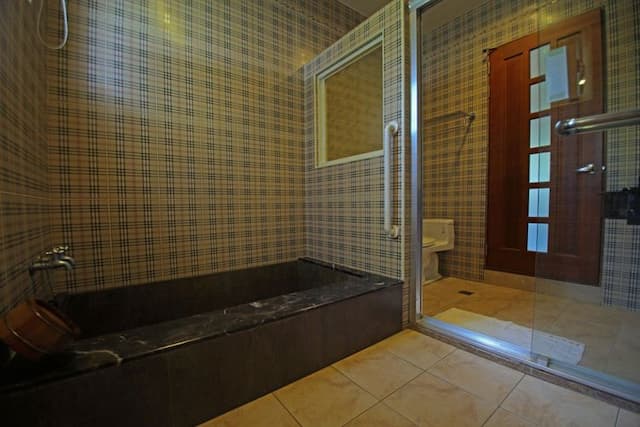 Countryside B&B-Four Seasons Double Room (can add up to six people)-7