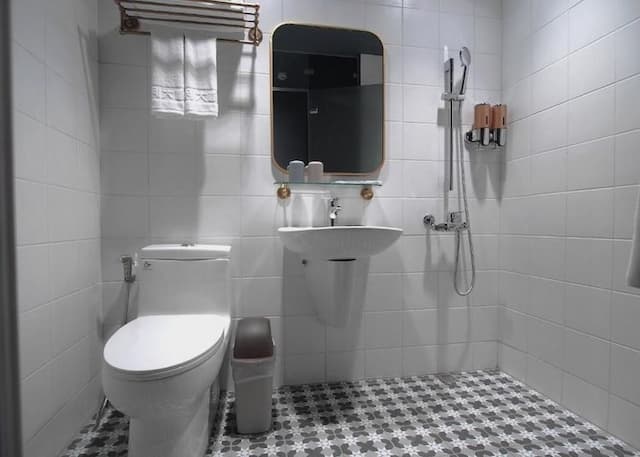 華利大旅社-街景高級雙人房-8