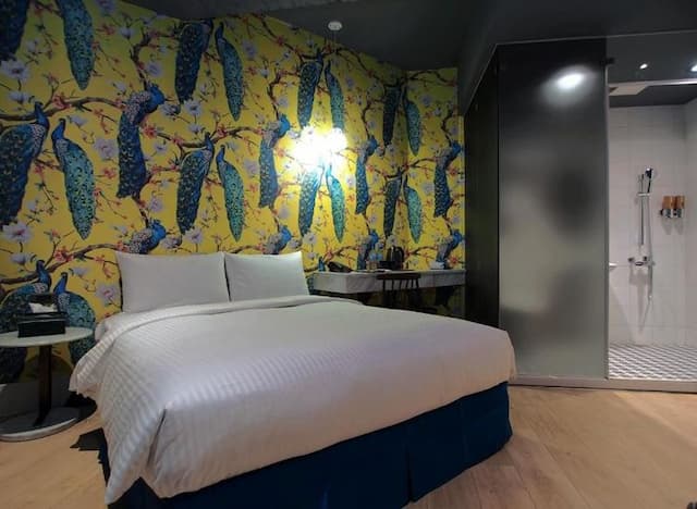 華利大旅社-街景高級雙人房-4