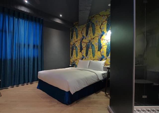 華利大旅社-街景高級雙人房-3