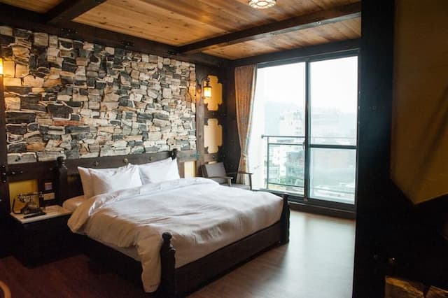 Sun Moon Lake Yongquan Bed and Breakfast-standard two-person room-1