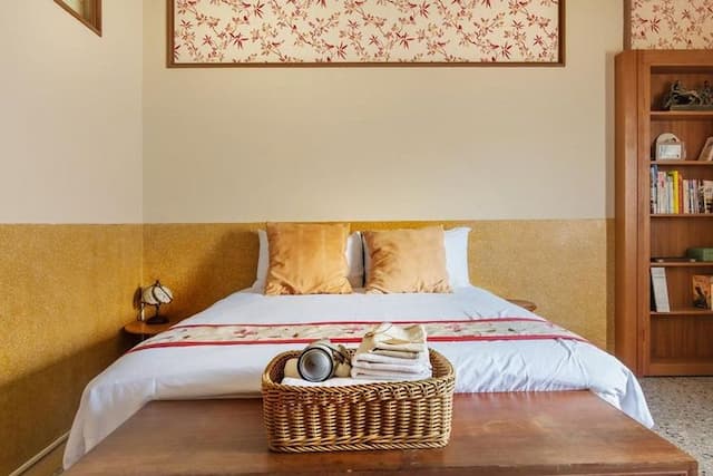 Baochenghome-Double Room with External Private Bathroom-1