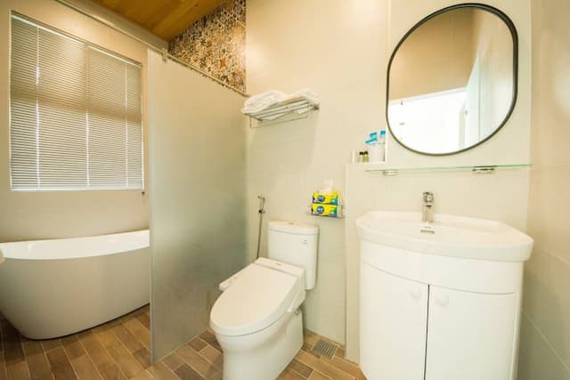 Mico Homestay-Deluxe Double Room with Bathtub-4