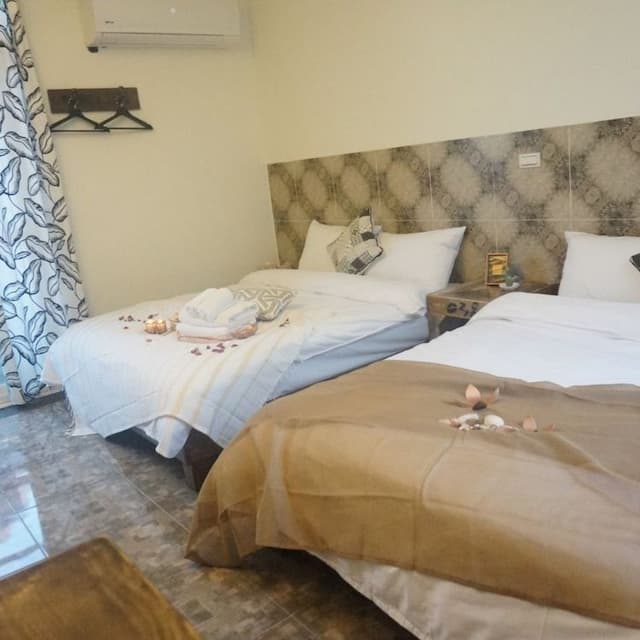Baodong BBQ Pet Friendly B&B-Quadruple Room-4