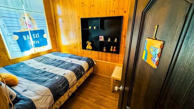 清境31民宿-貓咪親子6人房-15