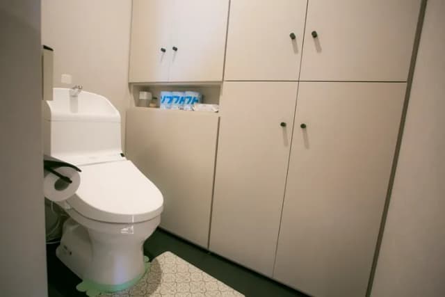 快適な洗浄機能付きトイレです