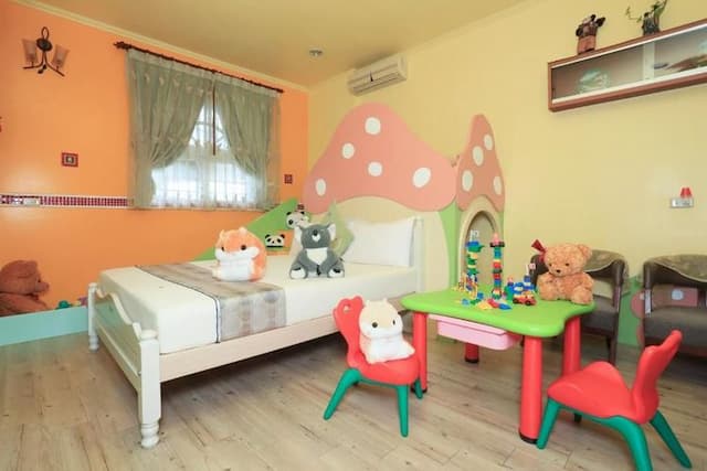 Sweetheart Homestay-Superior Family Room-7