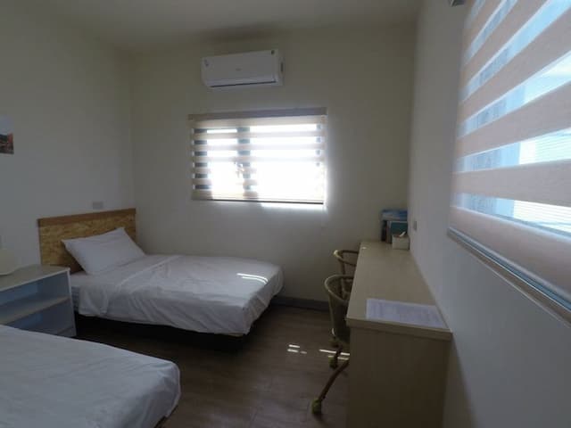 Blue Ocean Diving Homestay-Frog Rock Sea View Double Room: Accepts accommodation for more than two nights (inclusive)-1