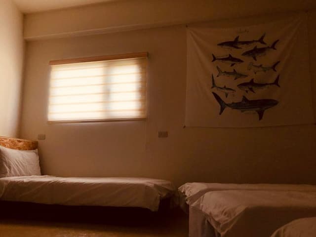 Blue Ocean Diving Homestay-Six-person sea-view suite: accommodation for two nights (inclusive) or more is accepted-3