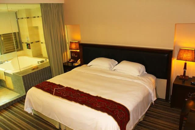 Art Spa Hotel-Standard Double Room-1