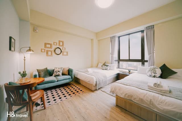 台南海安藝術公寓民宿｜緊鄰神農街/海安路美食商圈-豪華四人房-貳3A.貳5A-1