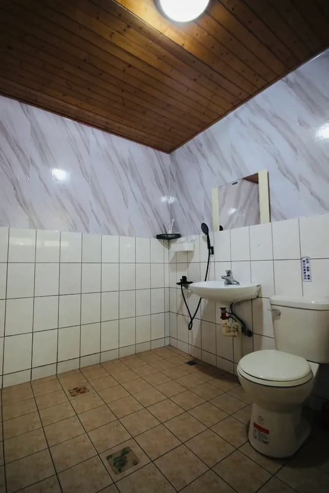 果色天香-101甘露四人房-6