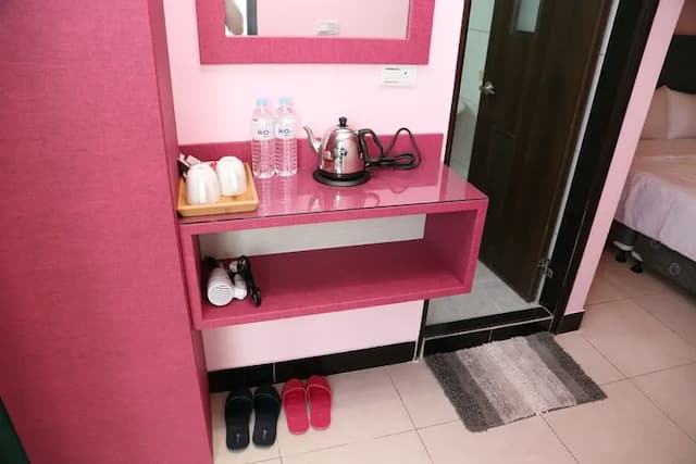 Seehappy BnB-Queen Room-5