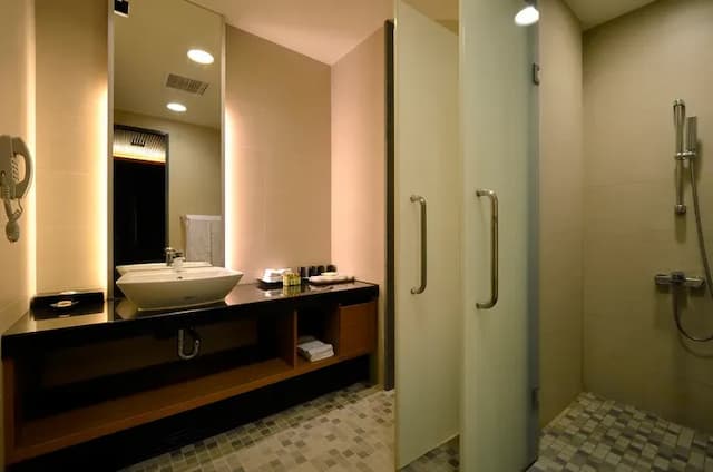 台中日光溫泉會館-生活館 豪華四人房｜一泊一食-2