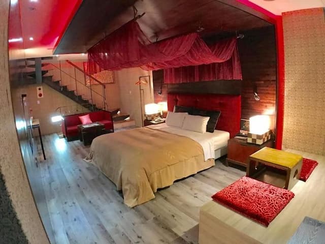 風緻主題精品汽車旅館 | 南台中首選寵物友善旅館-高級家庭房-禁菸【 21：00 後入住 】-2