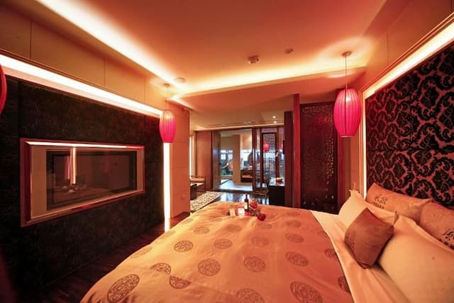 風緻主題精品汽車旅館 | 南台中首選寵物友善旅館-高級雙人房-禁菸【 21：00 後入住 】-7