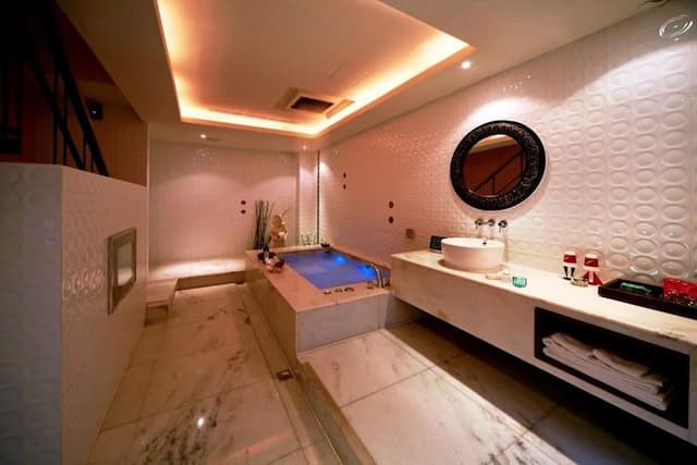 風緻主題精品汽車旅館 | 南台中首選寵物友善旅館-標準雙人房-禁菸【 21：00 後入住 】-8