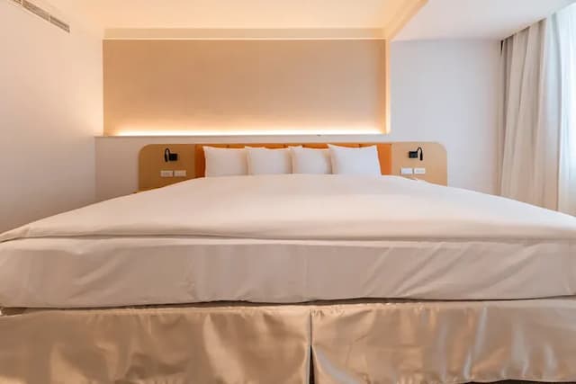 台南大飯店｜贈送小點心-高級套房-含早餐-2