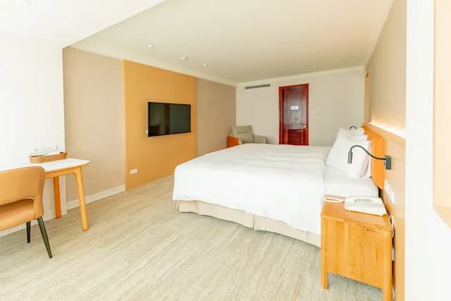 台南大飯店｜贈送小點心-尊榮套房 l 含早餐-2