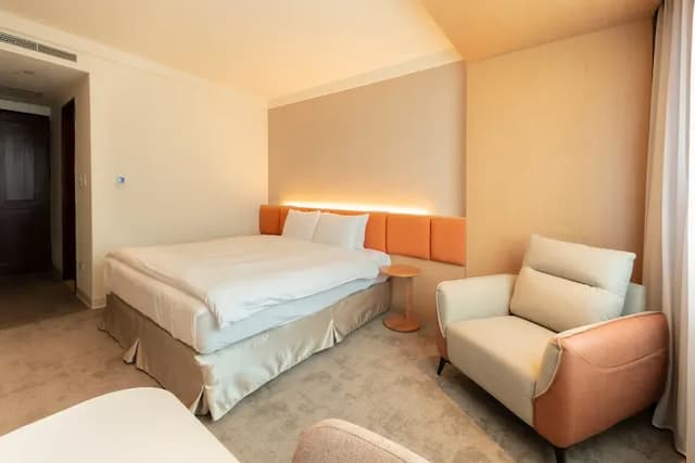 台南大飯店｜贈送小點心-商務菁英房（1大床）-不含早餐-3