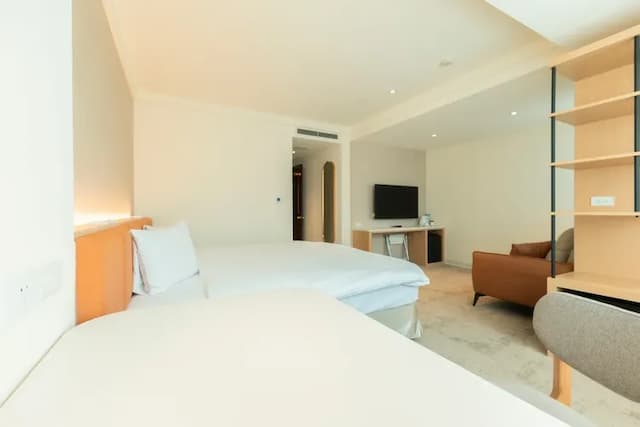 台南大飯店｜贈送小點心-尊榮雙人房（1大床）-不含早餐-2