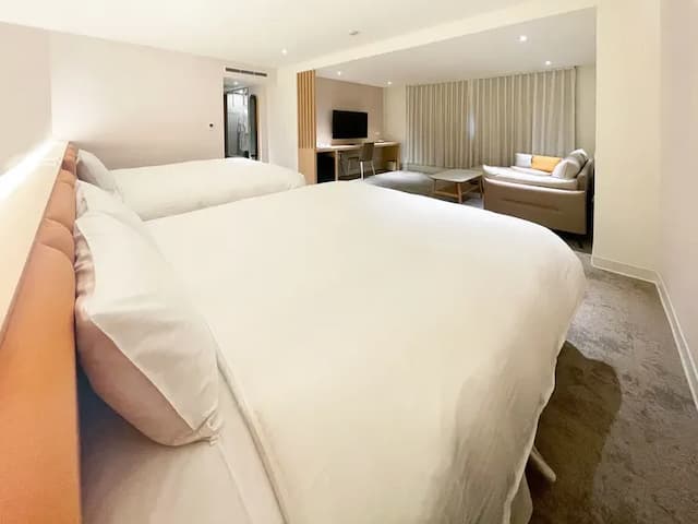 台南大飯店｜贈送小點心-尊榮家庭房（2大床）-不含早餐-3